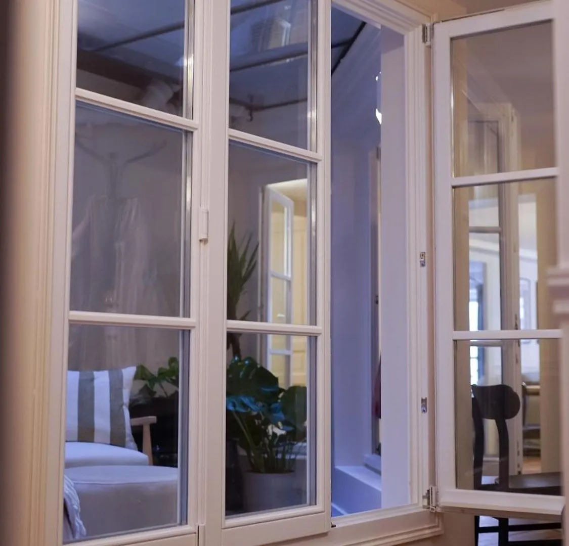 Elegance And Parisian Charm Tuileries Apartment France