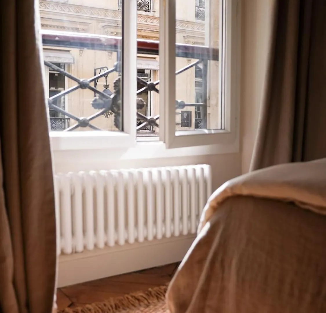 Elegance And Parisian Charm Tuileries Apartment Paris
